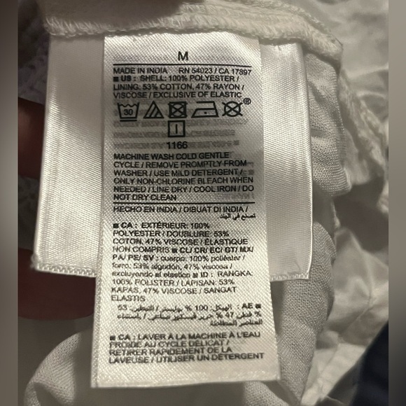 Waist-Defined Printed Dolman-Sleeve Top - White Geo - Medium - EUC - Picture 7 of 10